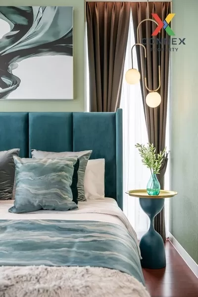 FOR RENT condo , Khun By Yoo , Duplex , high floor , BTS-Thong Lo